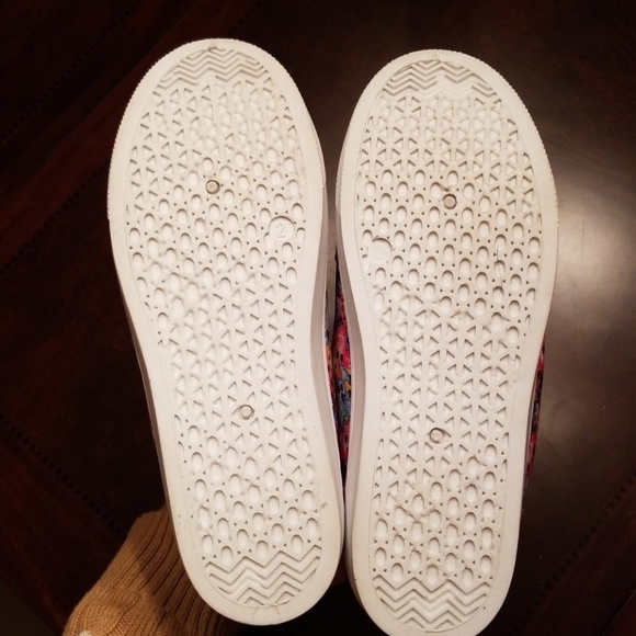 **SOLD*NWT Shopkins pink sparkle high top sneakers - Picture 7 of 8